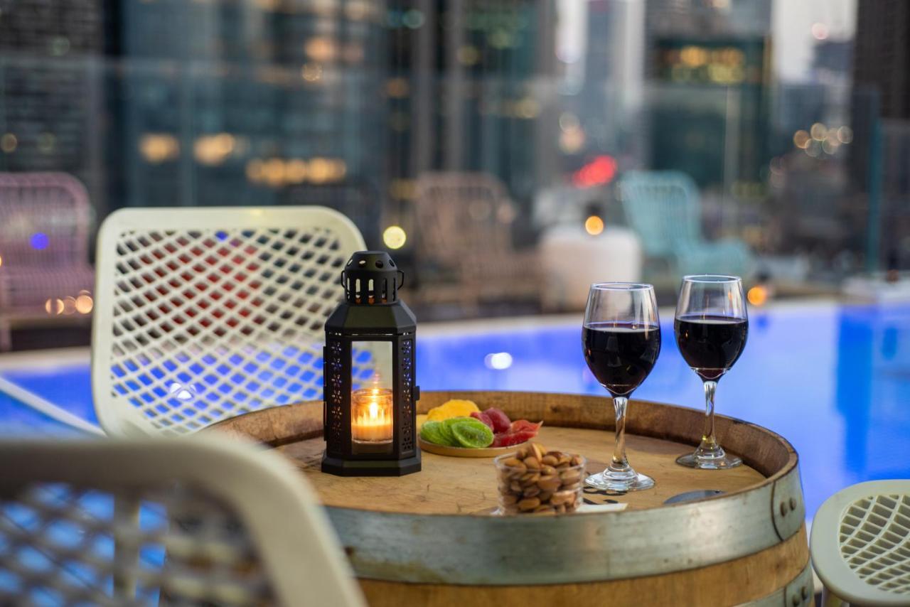 Hotel Indigo Tel Aviv - Diamond District By Ihg Giv'atayim Екстериор снимка Wine tasting at the winery