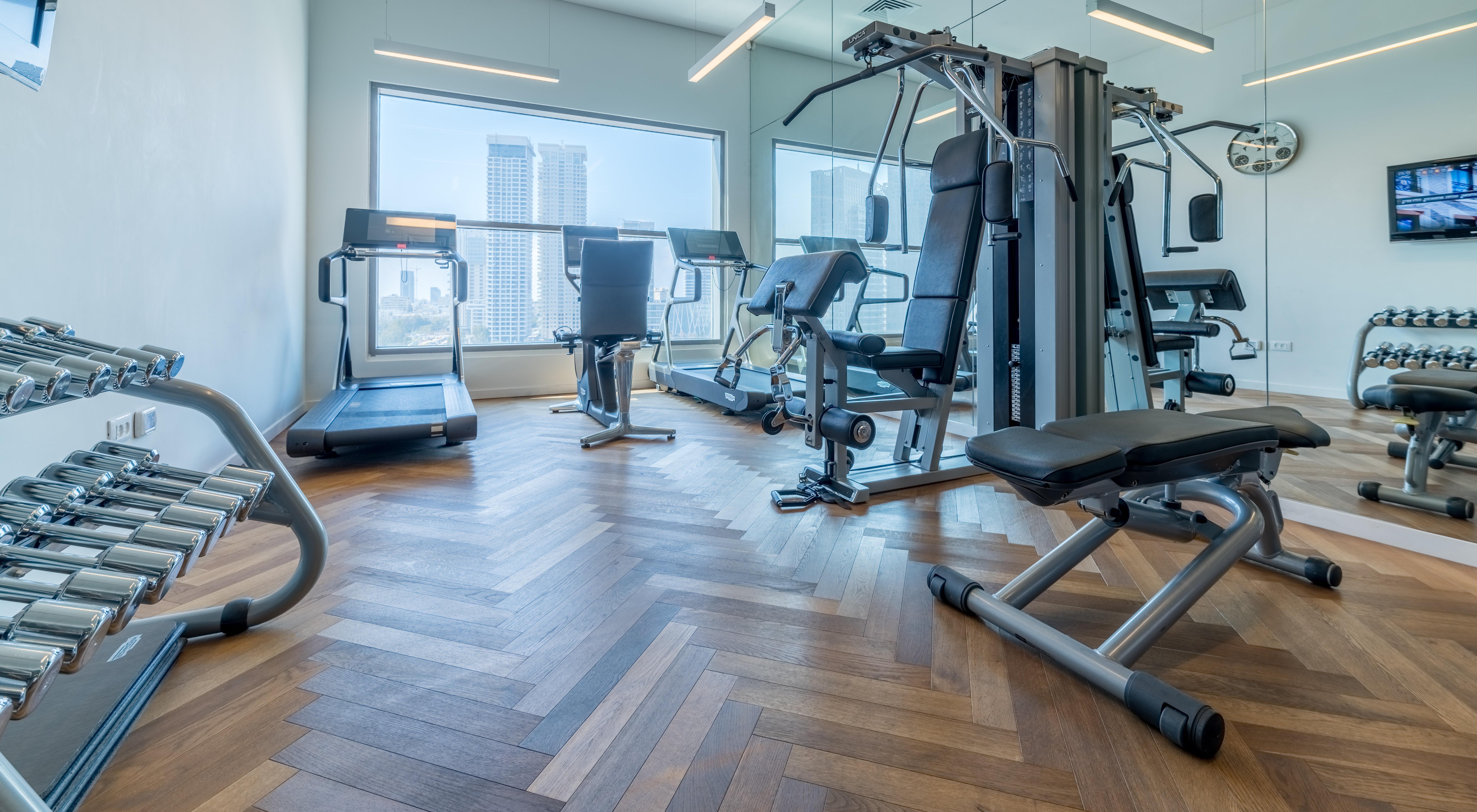 Hotel Indigo Tel Aviv - Diamond District By Ihg Giv'atayim Екстериор снимка The gym at the hotel